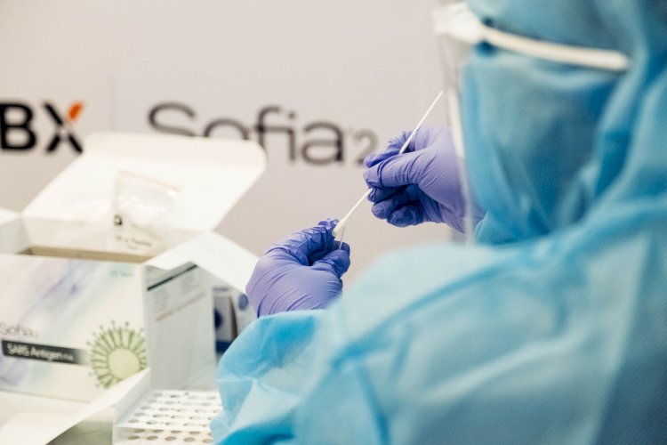 Baja la incidencia pero aumentan los fallecidos por Covid-19 en España
