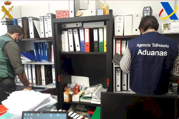 Desarticulada una red de fraude fiscal en hidrocarburos que distribuía gasóleo modificado por toda España