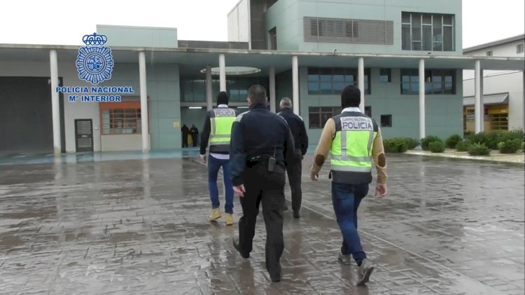 Detienen a varios policías y un guardia civil en una gran operación antidroga en Extremadura