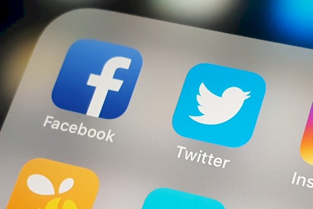 Cómo Twitter, marcas y empresas rentabilizaron la nueva caída mundial de Facebook