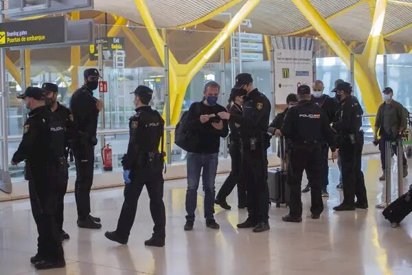 La Policía Nacional detiene a un terrorista en el aeropuerto de Barajas