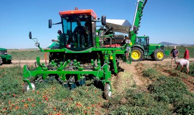 Los agricultores y ganaderos españoles percibirán cerca de 2.500 millones en pagos anticipados de la PAC