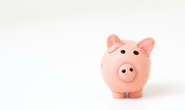 ¿Por qué no imprimen más dinero si hace falta?