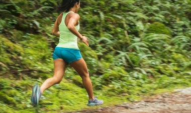 El ejercicio intenso y breve reduce casi a la mitad el riesgo cardiovascular en mujeres